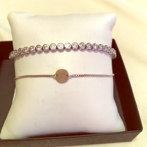 Infinity bracelet - Picture 1 of 2